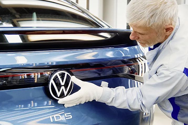 vw ktzsg csökk.